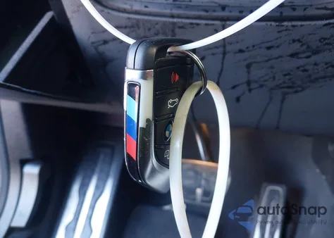 2022 BMW X3 M40I z USA, uszkodzony, nr VIN 5UX83DP04N9K35610